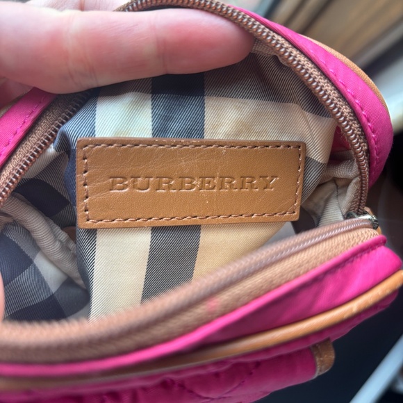 Burberry Quilted Nylon Mini crossbody or belt bag - Picture 6 of 9